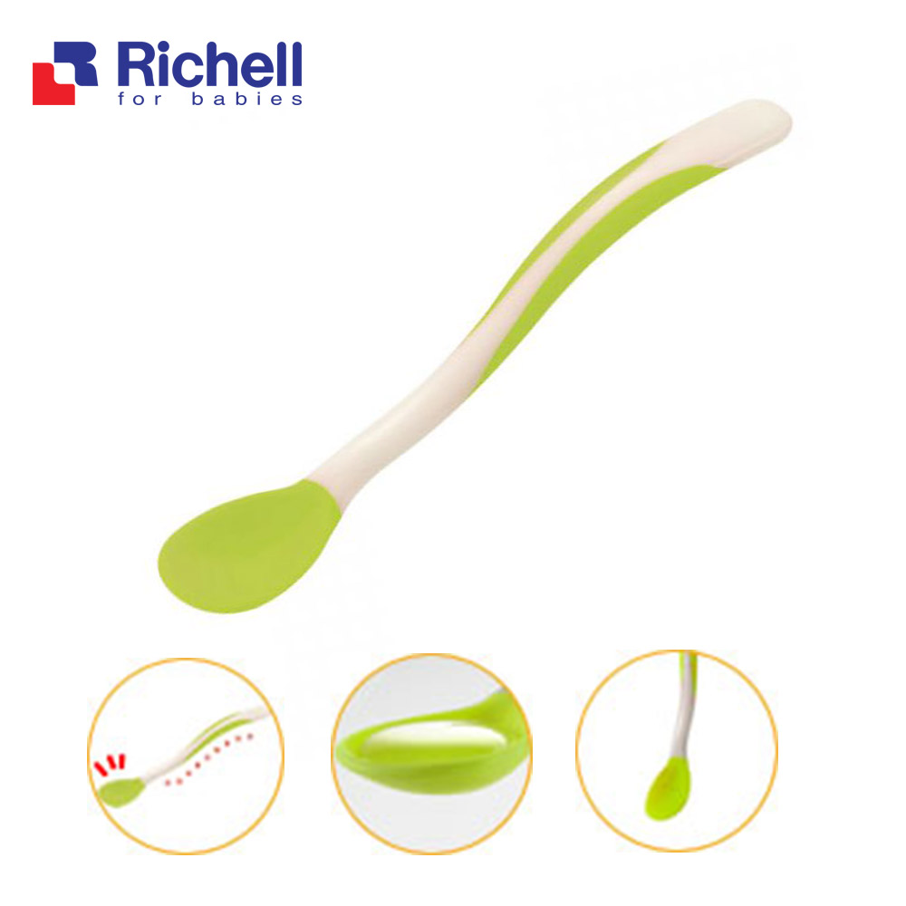 Thìa mềm Richell (xanh lá) RC21141