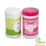Khăn ướt dạng hộp Wet Tissue Daiso 150 tờ